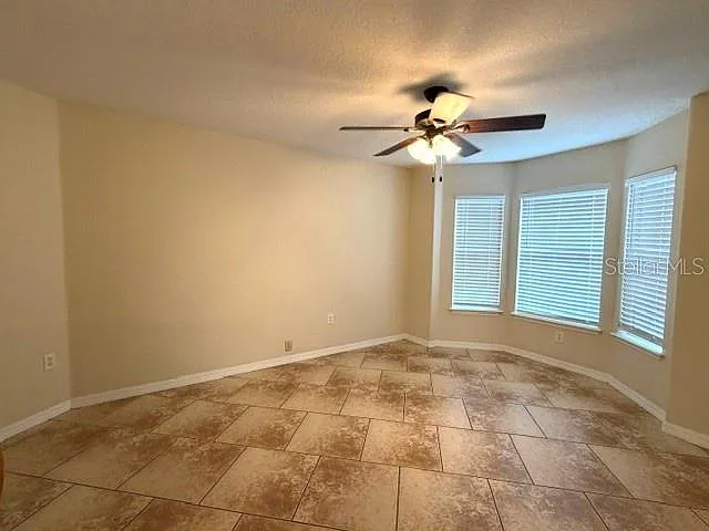 36022 Michigan Dr — Photo 5