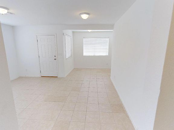 3rd image of 1728 Lewis Ave