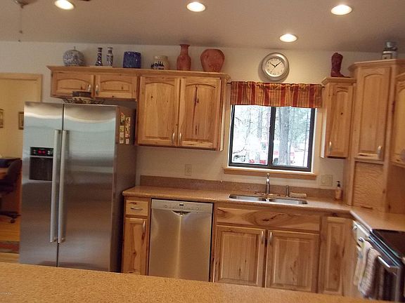 Hickory Wood Cabinets 