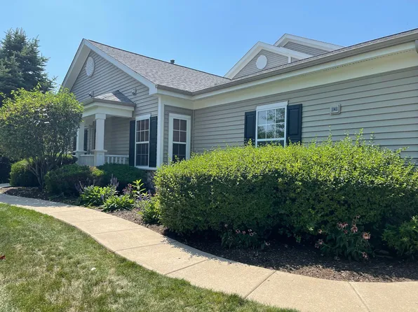 2601 Kendall Xing, McHenry, IL 60051