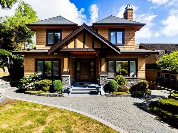 2351 W 34th Ave, Vancouver, BC V6M 1G8