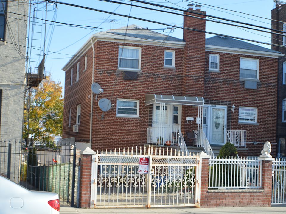 1st image of 3703 E Tremont Ave #2