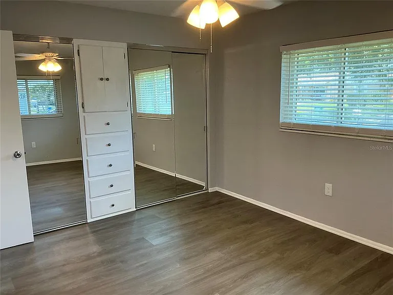 10888 Temple Ave — Photo 9