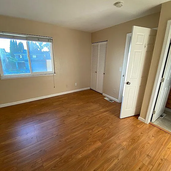 3048 Summit Dr — Photo 6