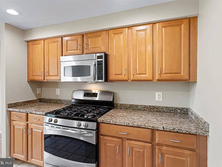4480 Market Commons Dr #405 — Photo 26