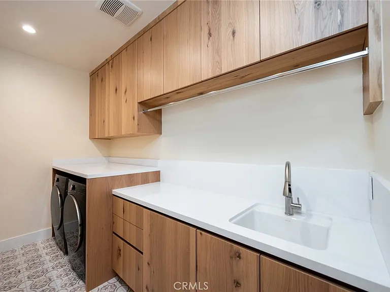 4906 Gaviota Ave — Photo 30