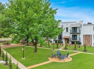 2000 N Garland Ave #59440FAF9, Fayetteville, AR 72703