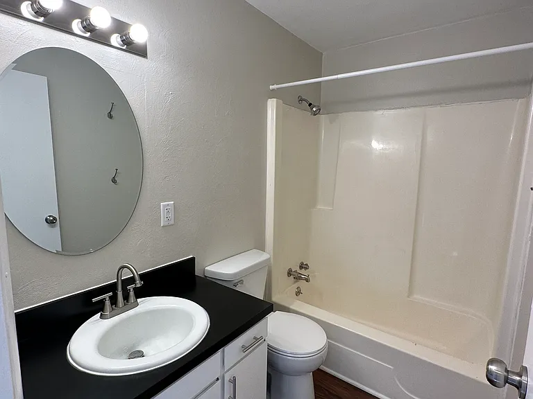 6995 W 200 N #11 — Photo 32