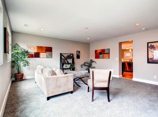 2801 Oneida St, Denver, CO 80207