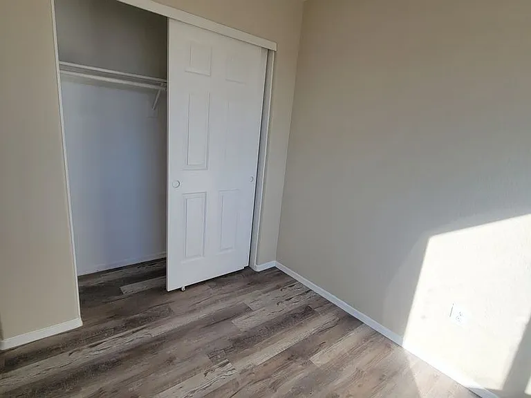 15147 S Yava Rd #A — Photo 18