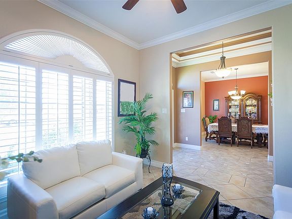 4th image of 804 Le Ann Dr