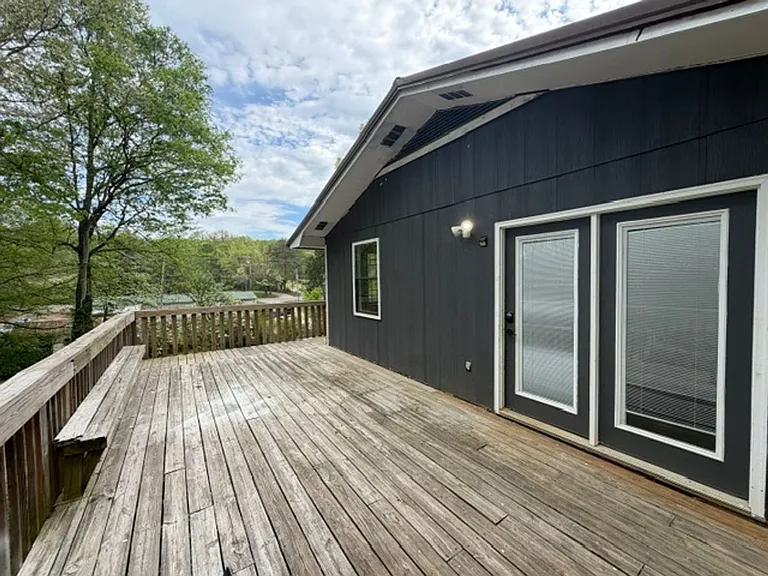 2340 Hines Valley Rd — Photo 5