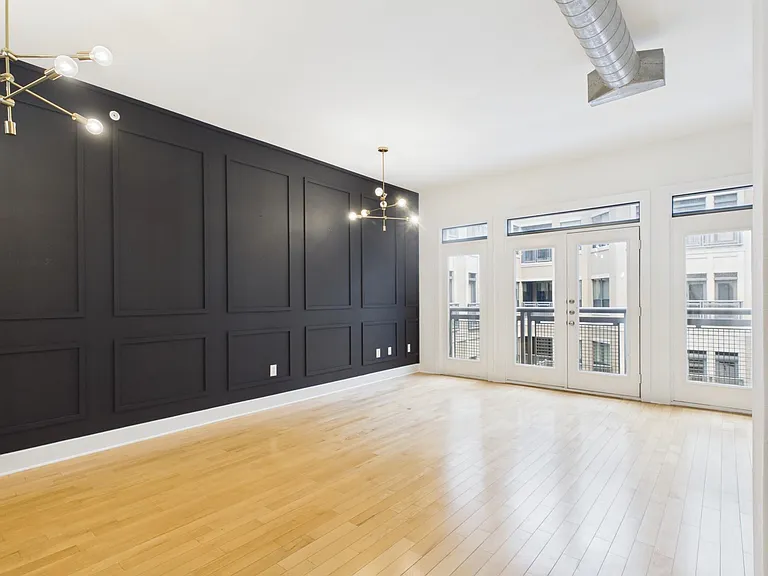 1901 Post Oak Blvd #OAK-2402 — Photo 11