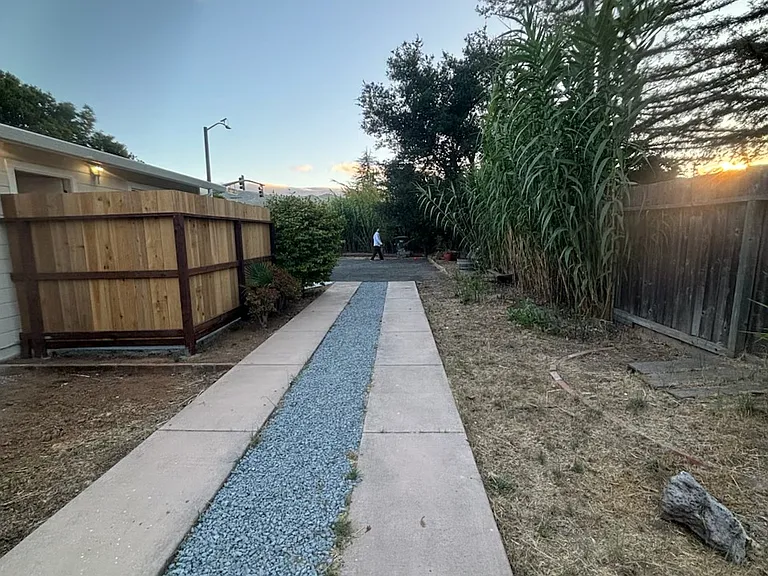 1460 S Novato Blvd — Photo 2