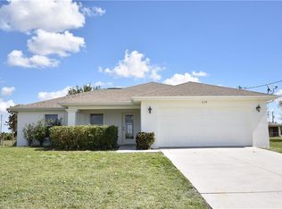 1113 NW 10th Ave, Cape Coral, FL 33993