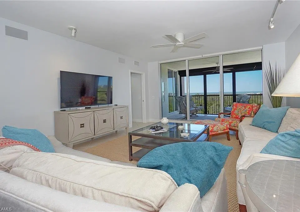 7225 Pelican Bay Blvd #502