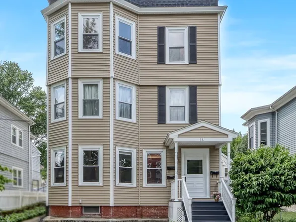 36 Henshaw St #1, Newton, MA 02465