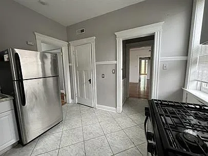6041 Waterman Blvd — Photo 26