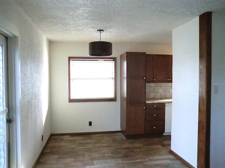 202 Bedford Trl #112 — Photo 4