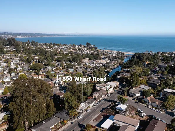 1890 Wharf Rd, Capitola, CA 95010