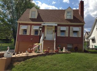1444 S Howard Ave, Covington, VA