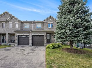 508 Pepperville Cres, Ottawa, ON K2M 0E3