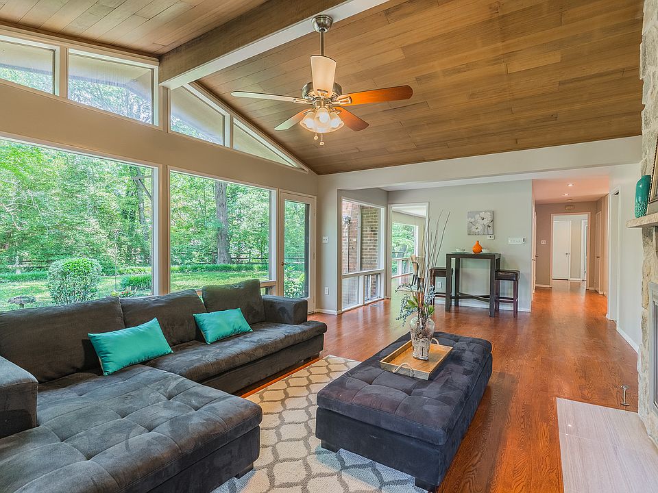 Redwood Ceilings!