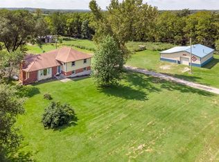 27845 W 343rd St, Osawatomie, KS 66064