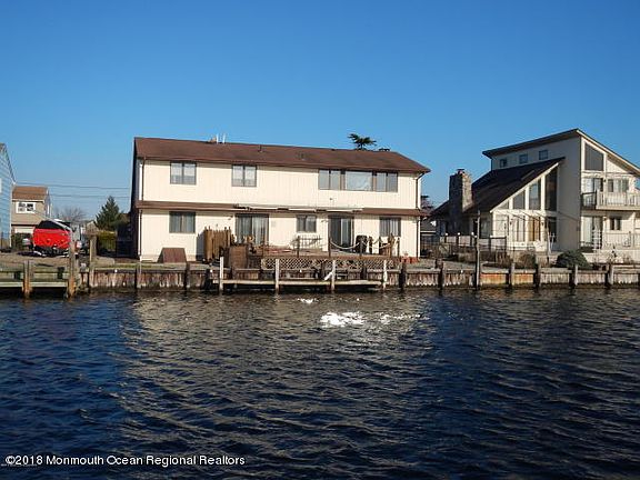 2nd image of 612 Baron St