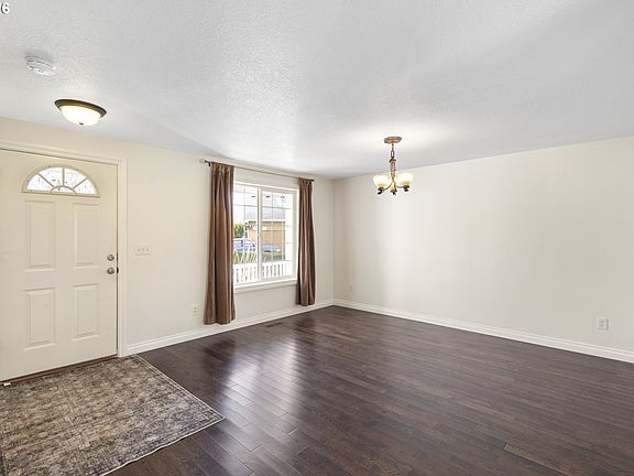 3rd image of 18703 SE 19th Way