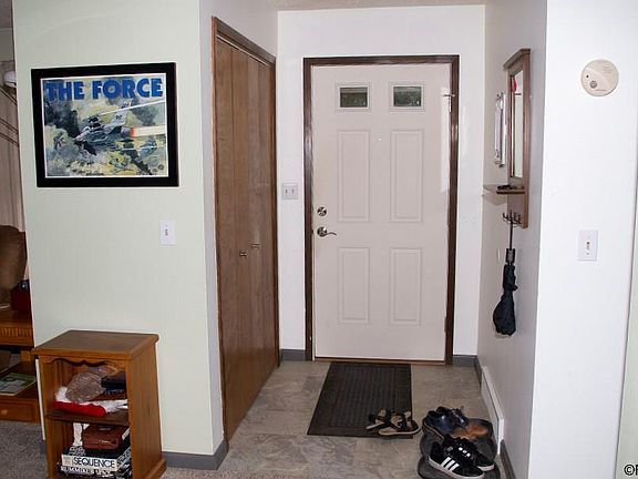 2nd image of 305 E 6th St