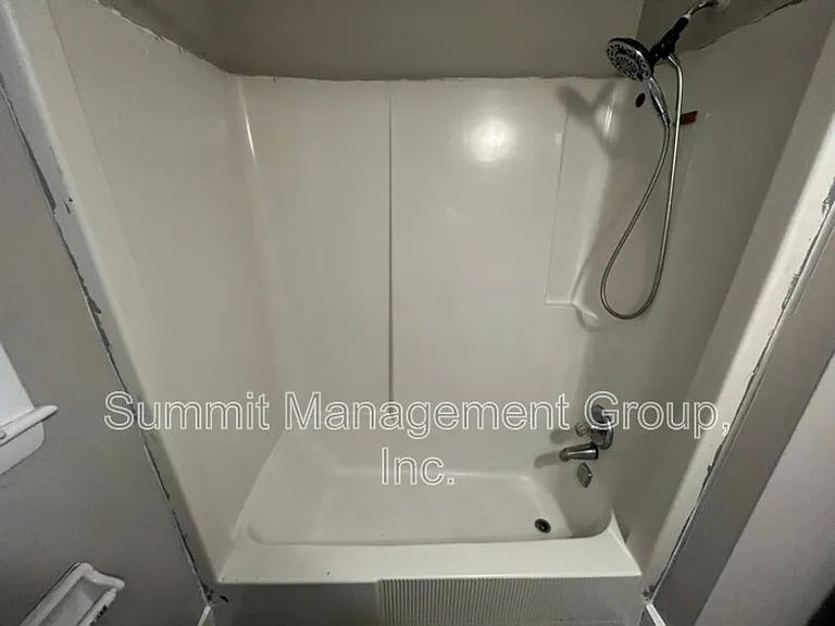 8107 Cardav Ct — Photo 12
