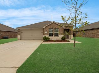 806 Twin Edge Dr, Royse City, TX 75189
