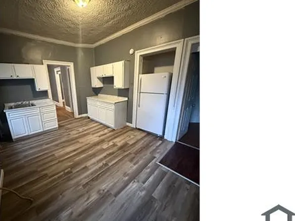 3258 6th Ave APT 1, Troy, NY 12180