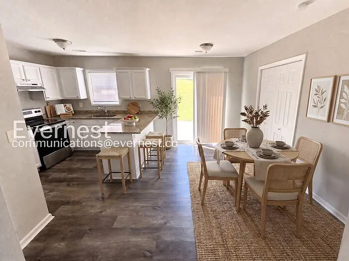 1109 Crescent Way — Photo 4