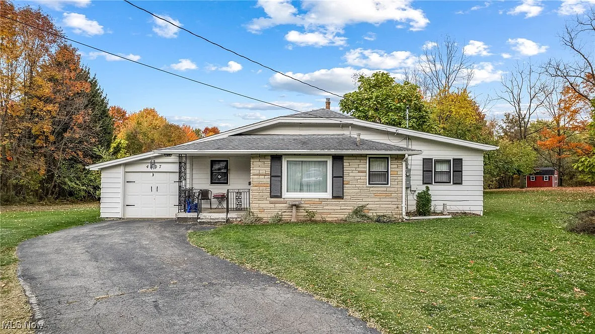 4807 Simon Rd photo 1