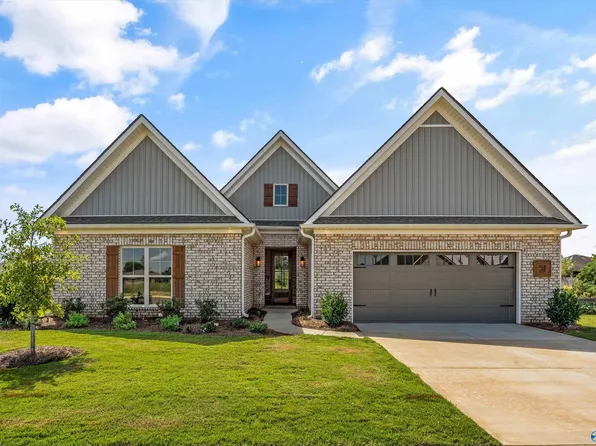 51 Belle Park Ln, Huntsville, AL 35803