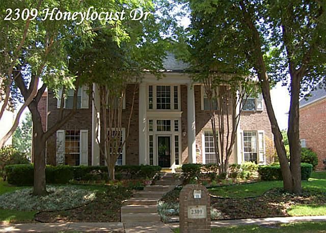 1st image of 2309 Honeylocust Dr