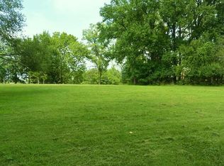 1414 Topping Rd, Saint Louis, MO 63131