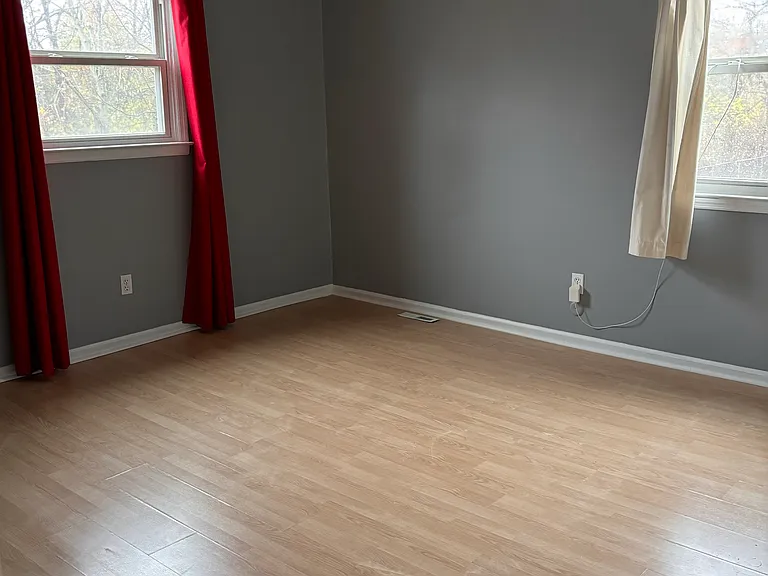 1 Nathan Hale Ct — Photo 17