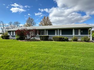 5015 Birch Dr, Clinton, IL 61727