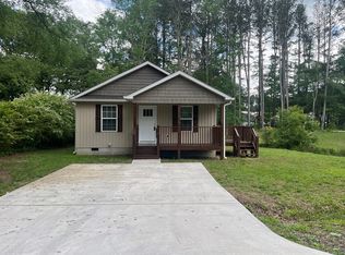 216 Yardley Ln, Tunnel Hill, GA 30755