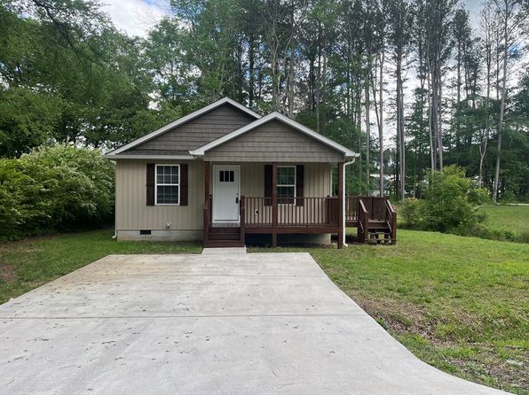 216 Yardley Ln