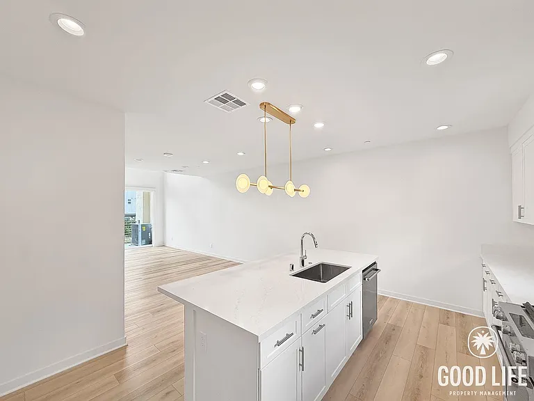 10417 Adamson Way — Photo 2