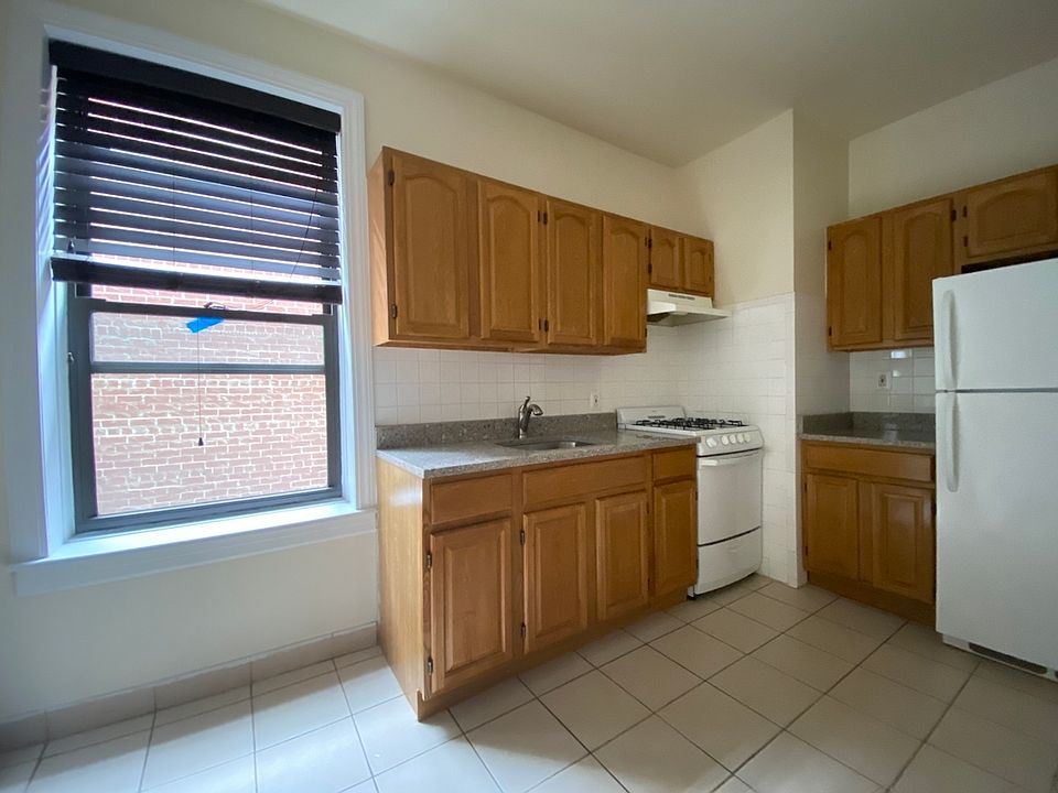 1st image of 36-16 24th Ave #B3