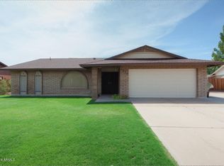 9032 N 49th Dr, Glendale, AZ 85302