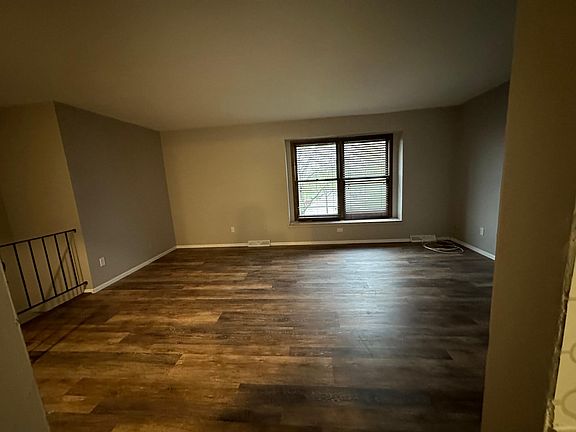 4th image of 113 Madison Ct #113
