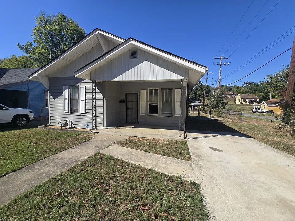 2300 S Pulaski St