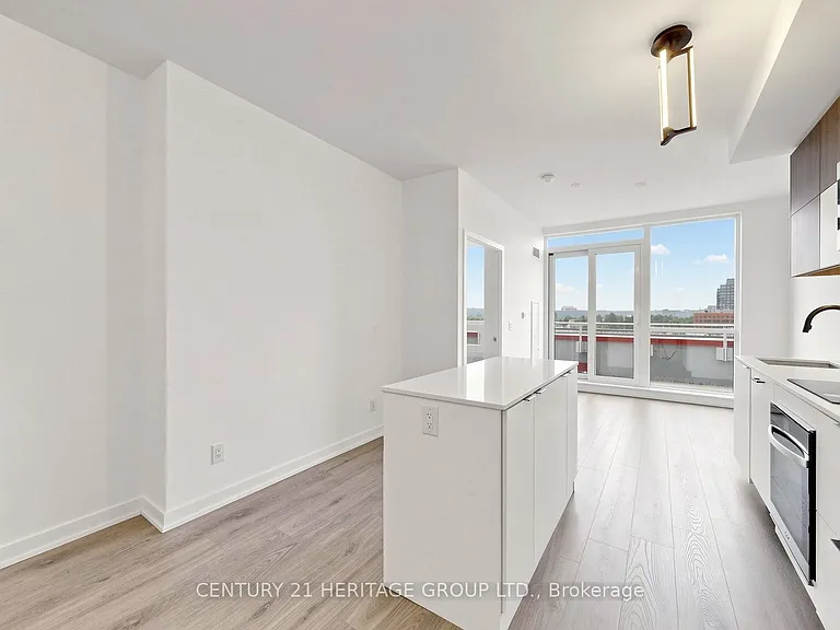 8888 Yonge St #718 — Photo 17