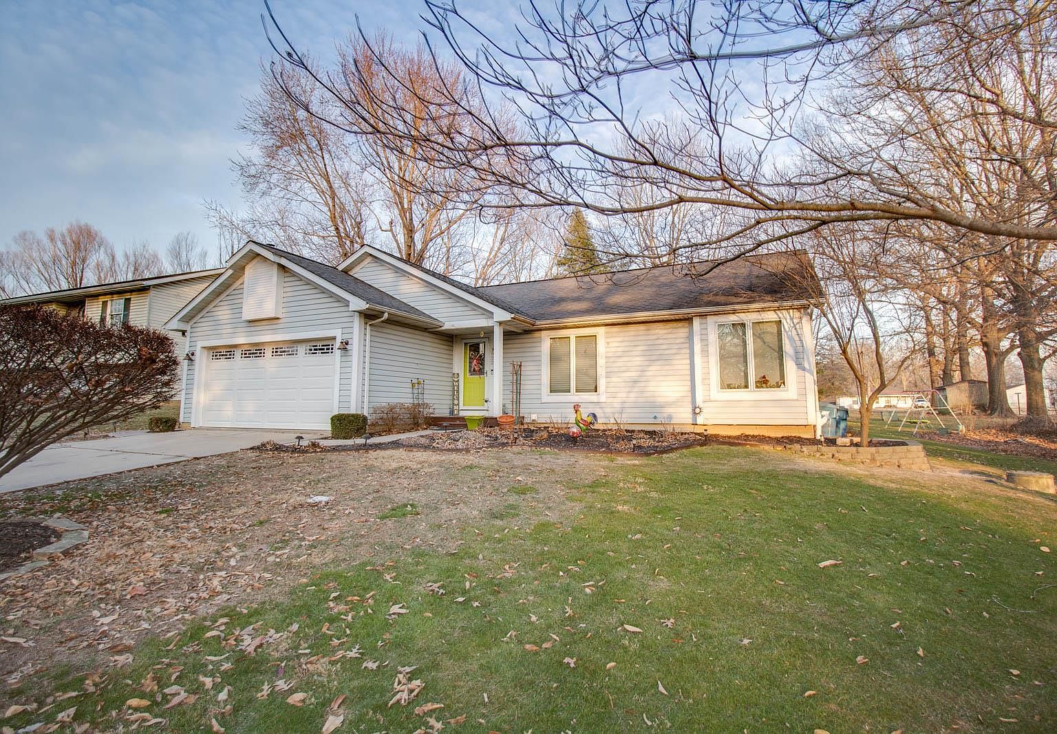 1922 Captains Dr, Worden, IL 62097 Zillow